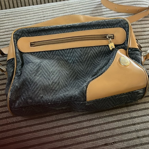 Marc Cross crossbody bag in very poor condition- metal pieces can be utilized - Picture 1 of 3